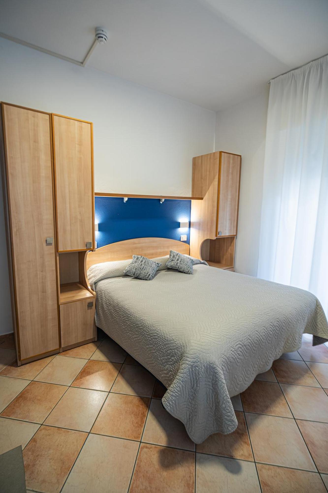 Hotel Aldebaran Rimini Extérieur photo