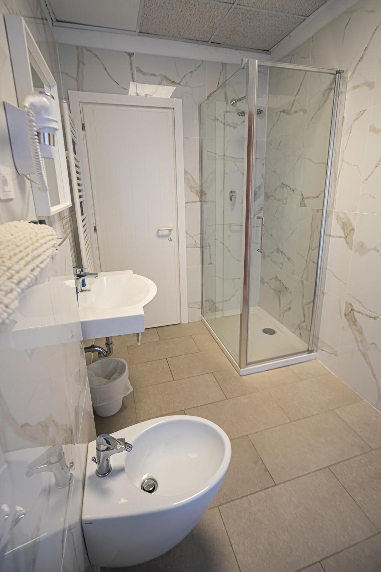 Hotel Aldebaran Rimini Extérieur photo
