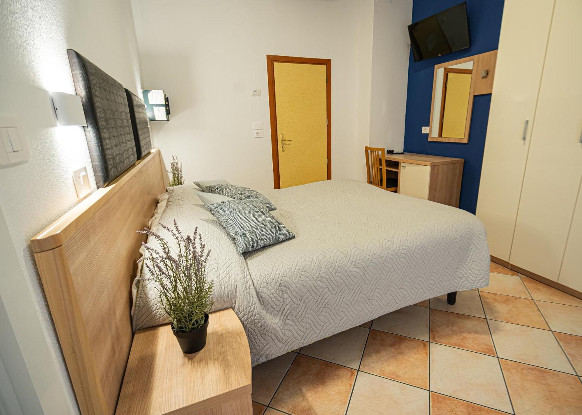Hotel Aldebaran Rimini Extérieur photo